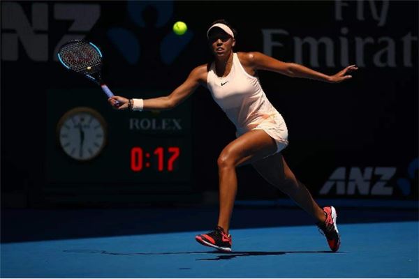 防守反击仍 防守反击仍