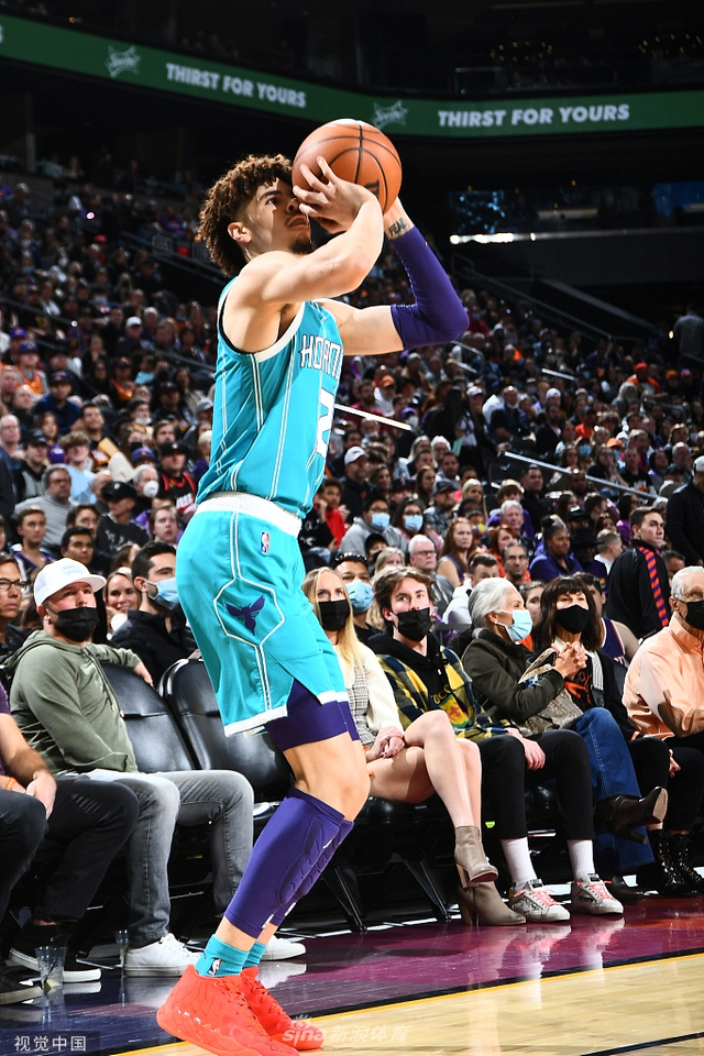 以此进一步 以此进一步