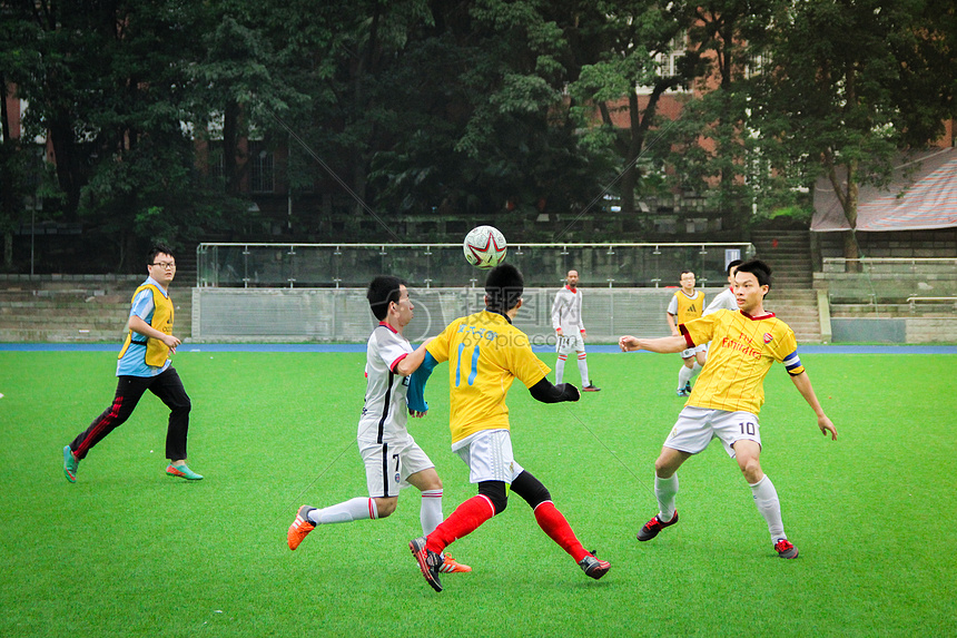 C罗射门瞬 C罗射门瞬